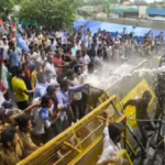 गैरसैंण में विधानसभा घेराव की कोशिश, UKD पर वाटर कैनन चलाकर भीड़ तितर-बितर..