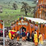 वैदिक मंत्रोच्चारण के बीच खुले द्वितीय केदार मदमहेश्वर मंदिर के कपाट..
