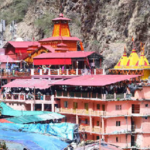 यमुनोत्री धाम में रिकॉर्डतोड़ भीड़, 6.68 लाख से अधिक श्रद्धालुओं ने किए दर्शन..