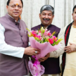 सीएम आवास पहुंचे नवनिर्वाचित सांसद दिनेश आर्य, धामी ने दी शुभकामनाएं..
