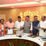 देश-दुनिया तक पहुंचेगी हरिद्वार कुंभ की गूंज, सीएम धामी ने तीन माध्यमों का किया लोकार्पण..